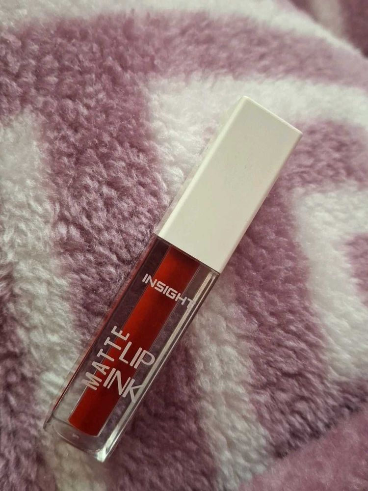 Insight Matte Lip Ink - Red
