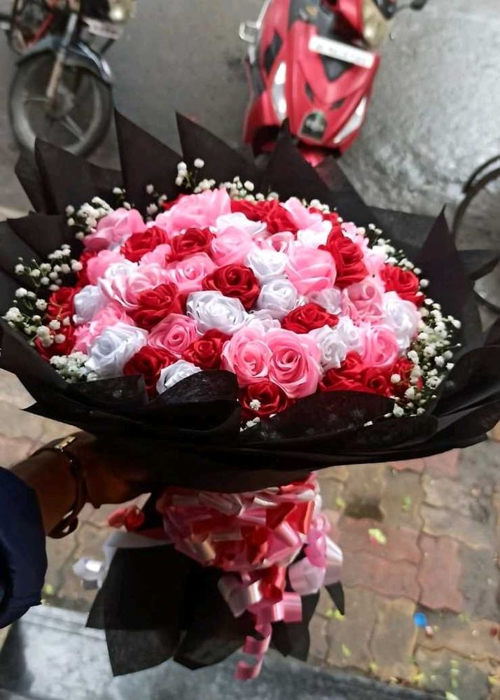 Satin Ribbon flowers/bouquet