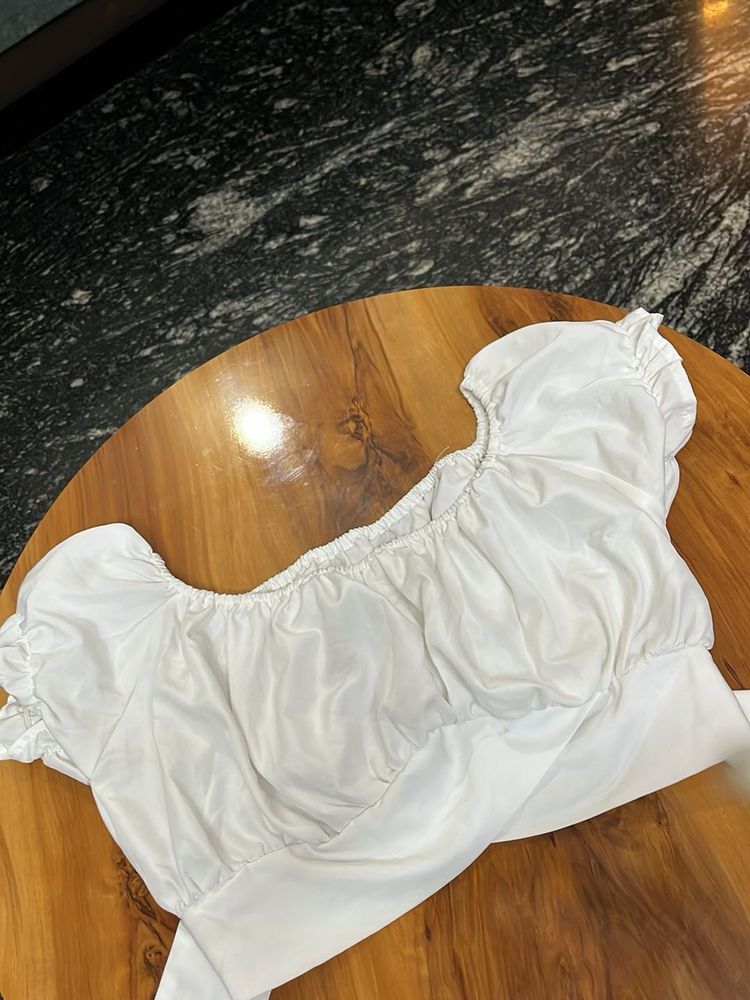 very dreamy, white crop top