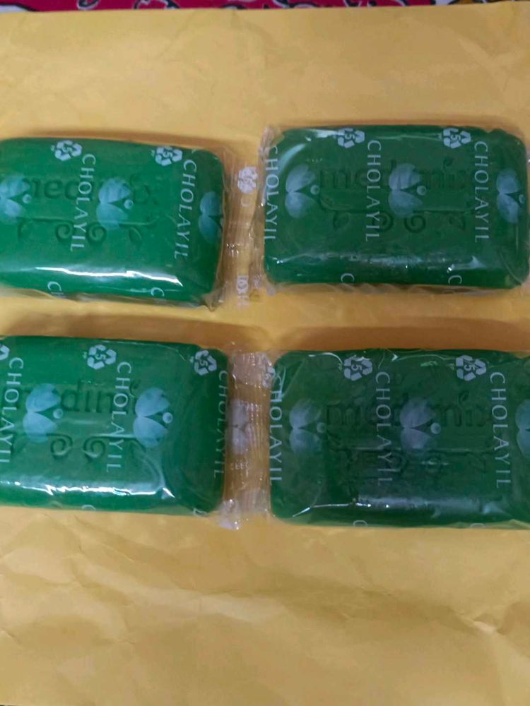 Cholayil (Medimix )Soap - Pack of 4