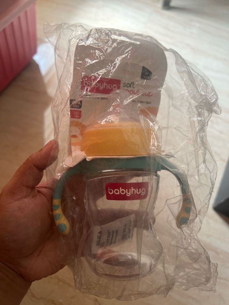 Sealed Babyhug Silicon Spout Cup (Tritan)