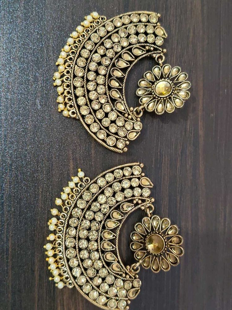 Earings