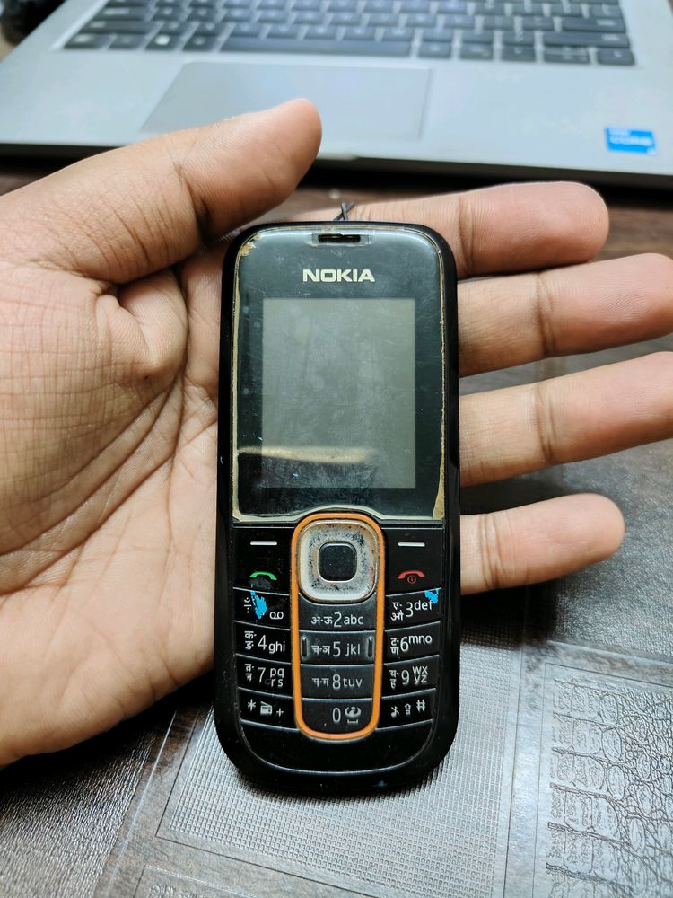 Nokia 2600 Classic Black Working (No Charger)