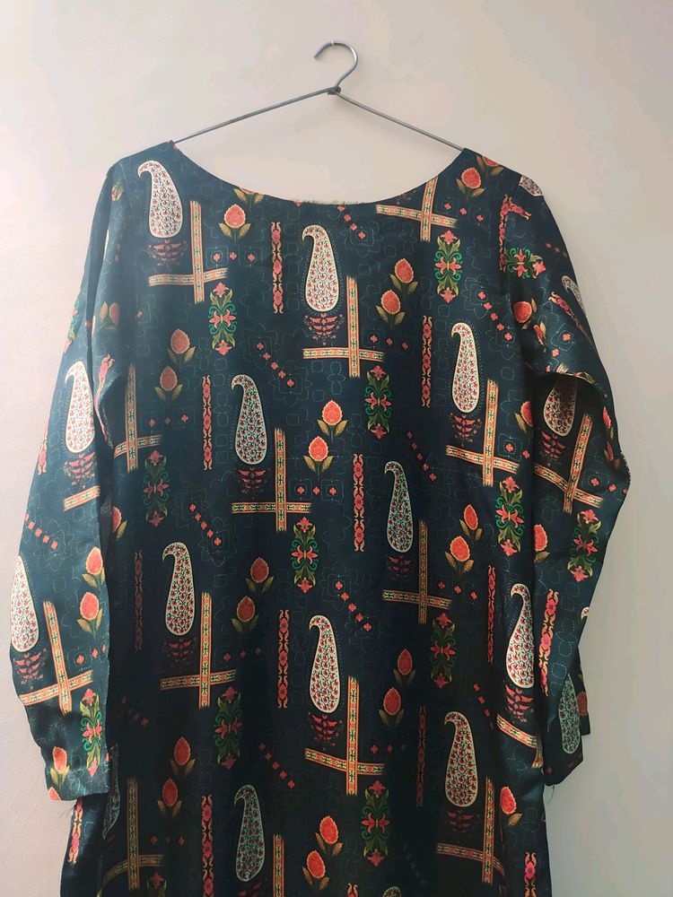 Women&#39;s Forest Green Long Printed Straight Kurta