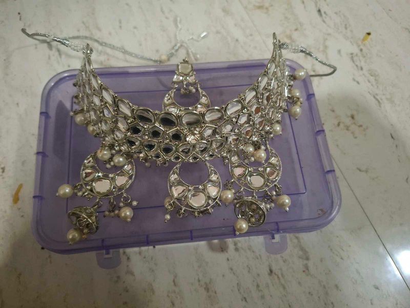 Silver Kundan &amp; Pearl Indian Jewelry Set
