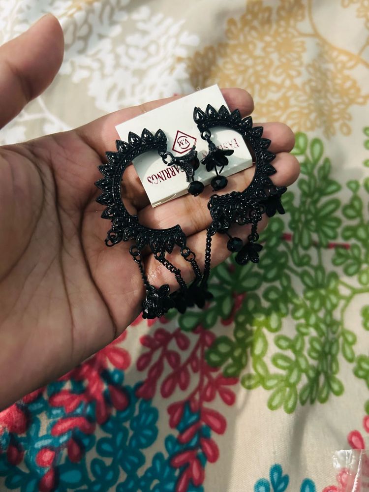 Black Dangle Earrings