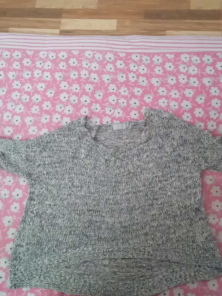 Grey Top