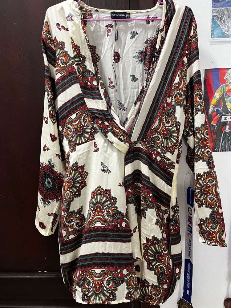PLT Boho Paisley Print Deep V-Neck To