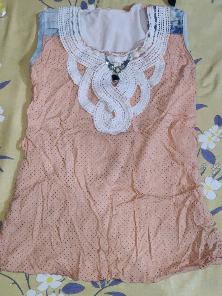 Cute women&#39;s&#39; Top