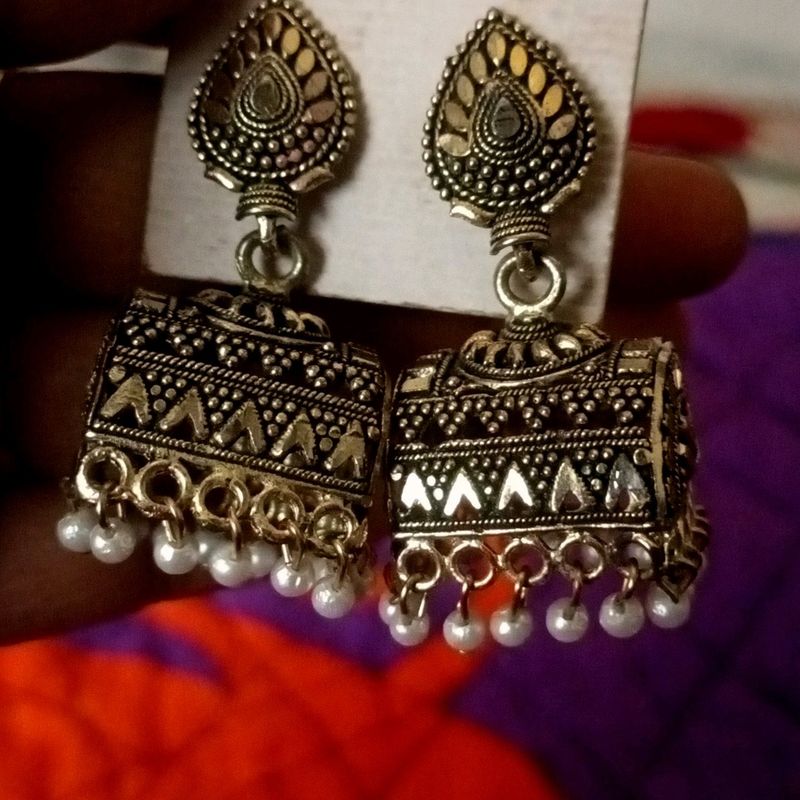 sBeautiful Oxidised Golden Earrings ☺️