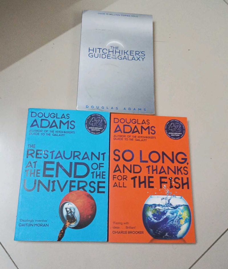 Hitchhiker&#39;s Guide to the Galaxy Set