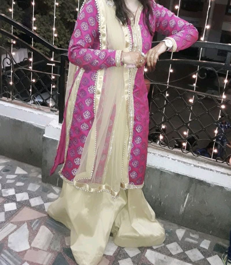 Banarsi Open Kurti With Lehnga