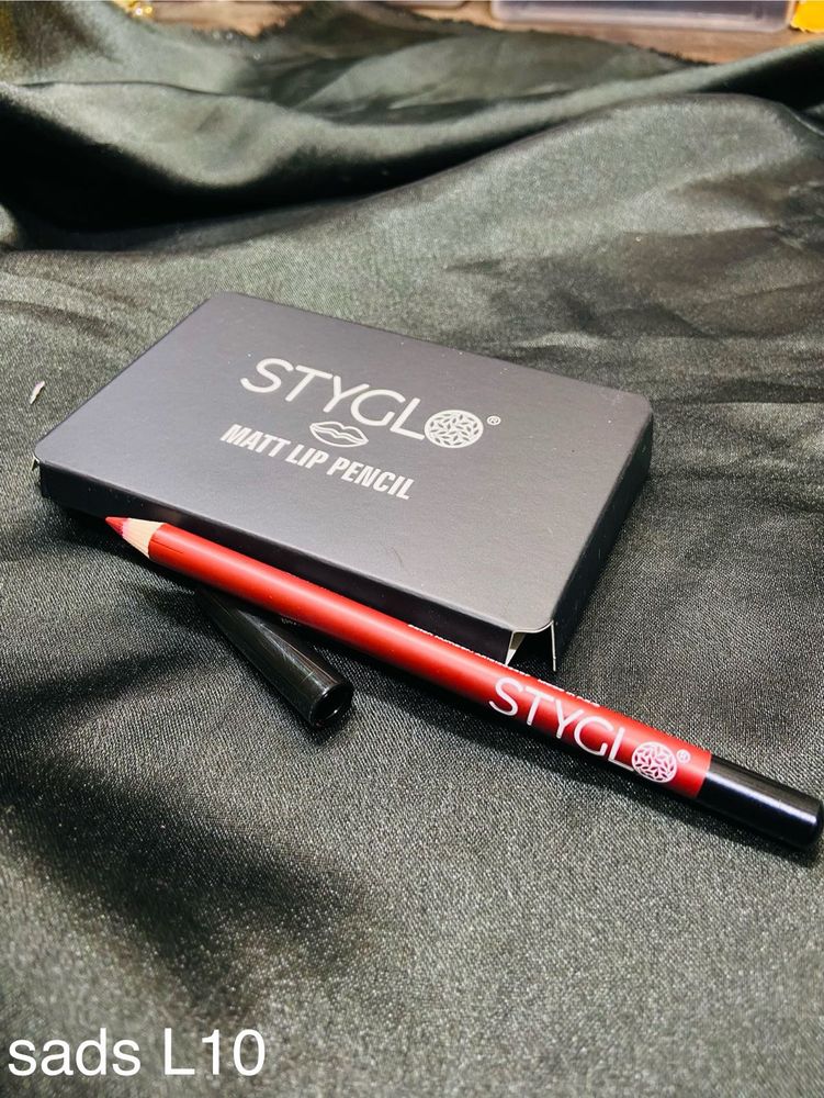 STYGIO Matt Lip Pencil