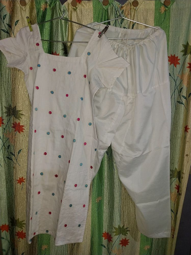 White Kurti Set With Pajamas