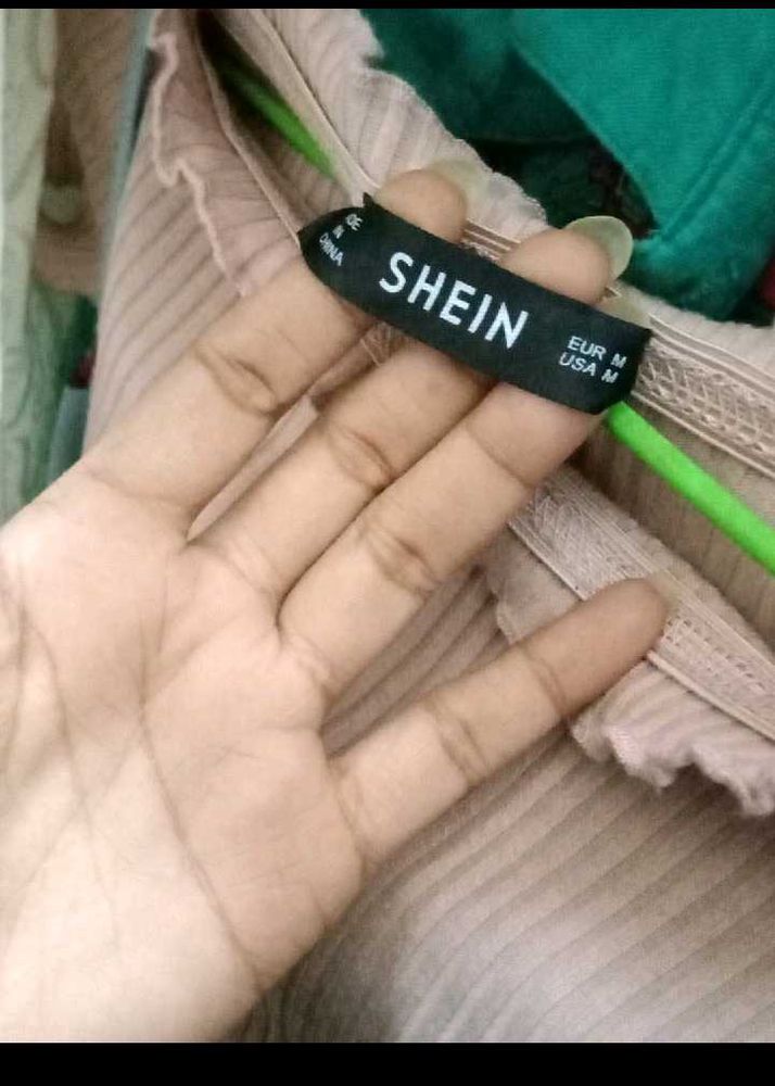 Shein Crop top (pink)