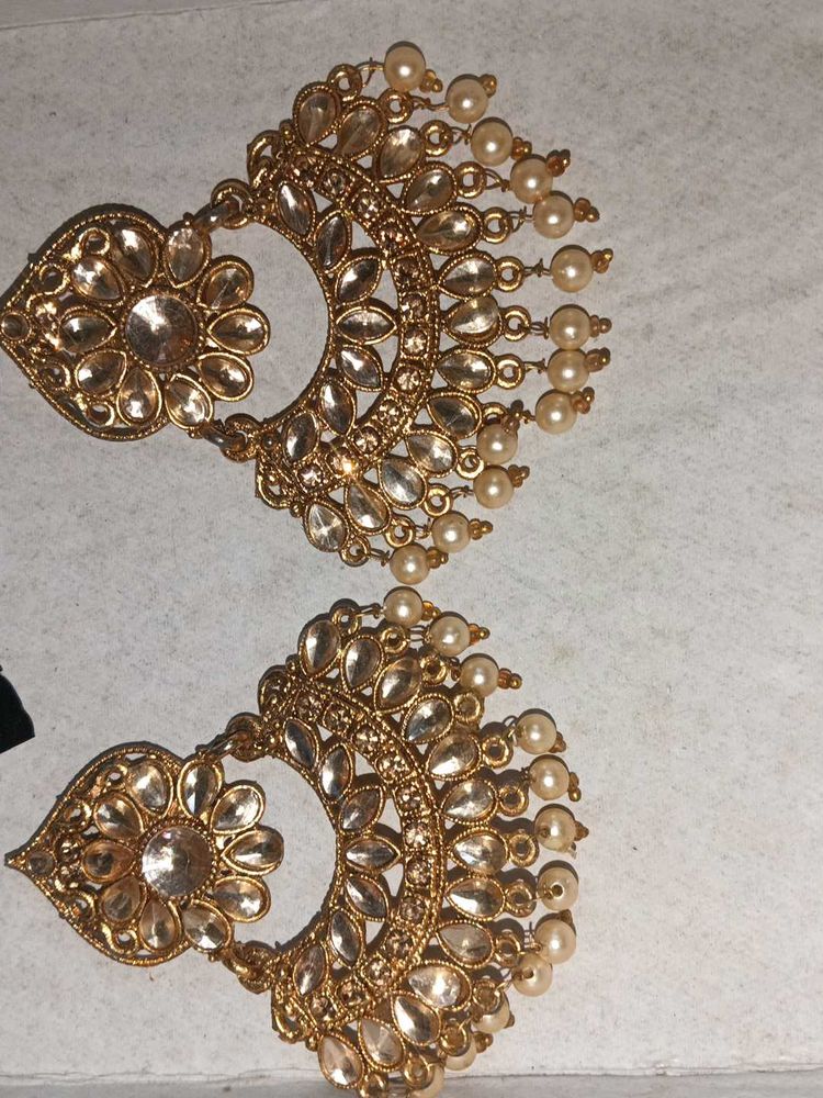 Elegant Gold &amp; Pearl Earrings