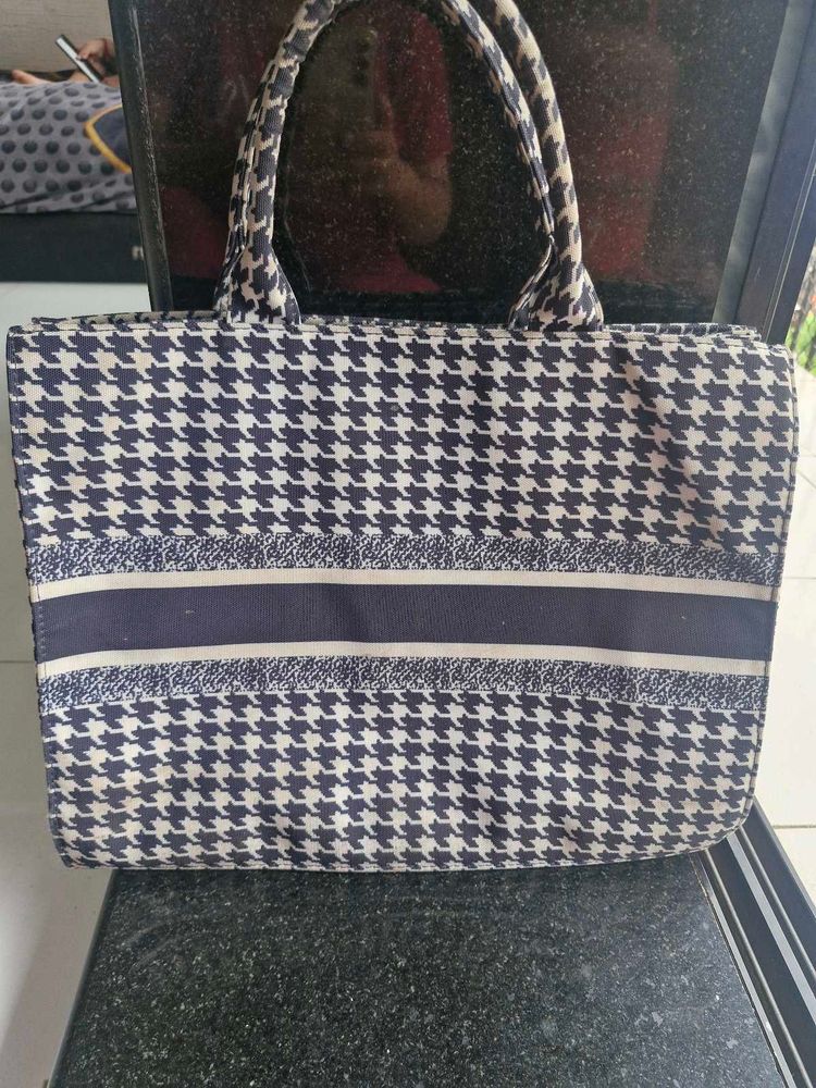 Houndstooth Handbag