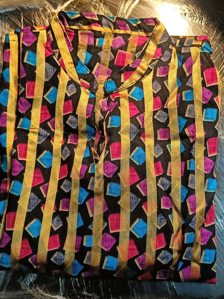 Women&#39;s Churidar Top