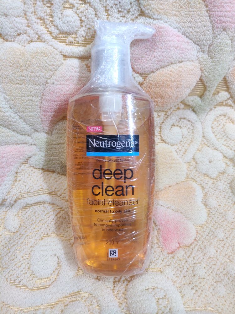 Neutrogena Deep Clean Facial Cleanser