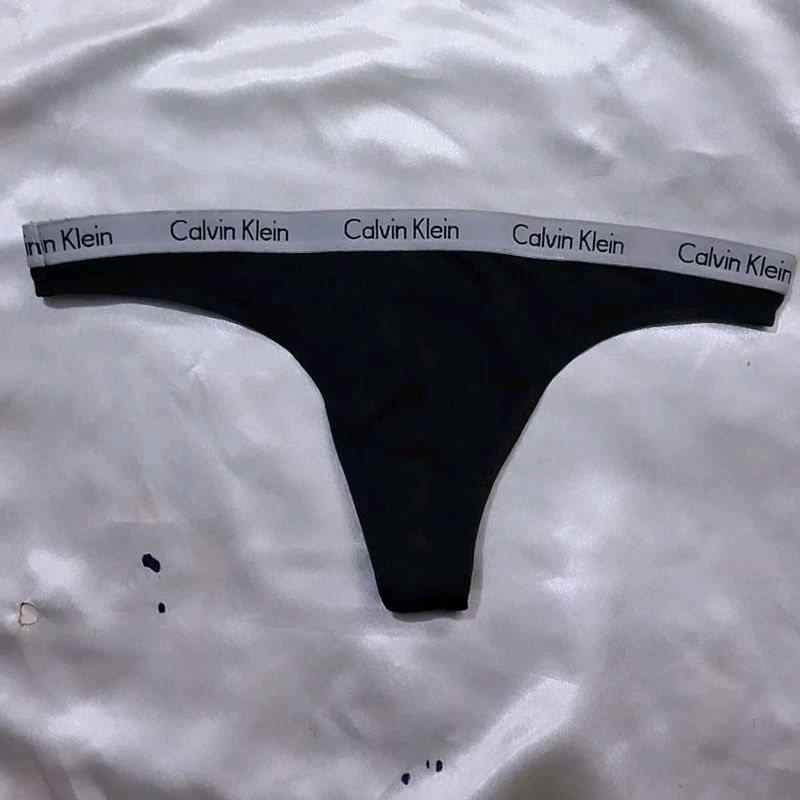 Calvin Klein Bra Panty Set