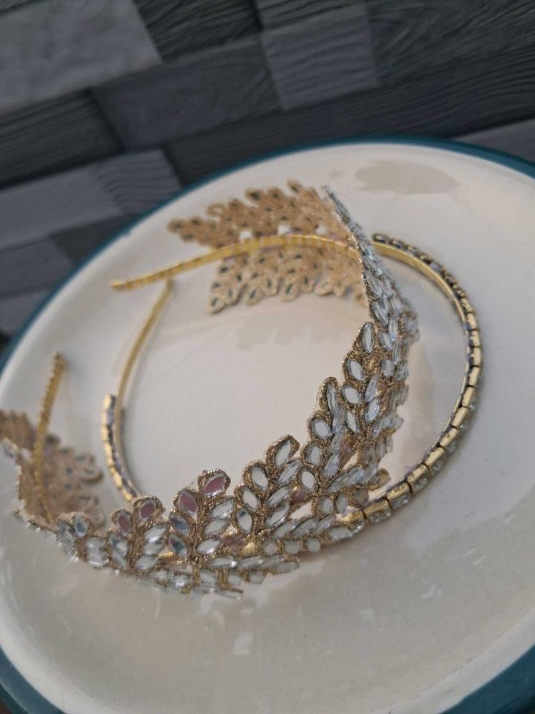 Leaf Embellished Hairband set of 2