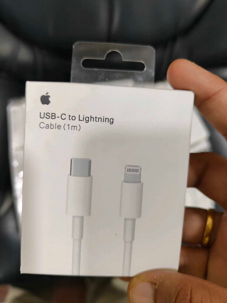 Apple USB-C to Lightning Cable