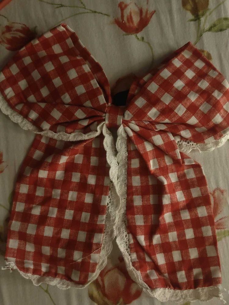 Red Gingham Bow rubber Band with Lace Trim