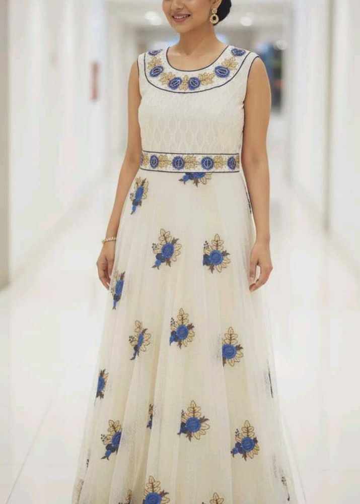 Elegant white Ethnic Gown