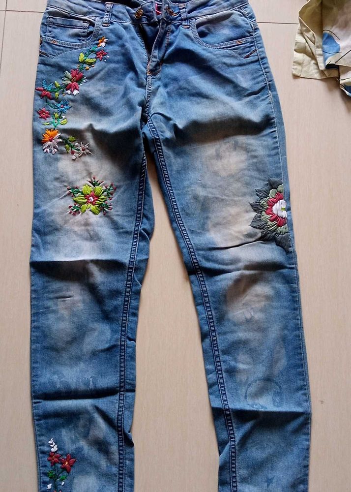 Jean Pant