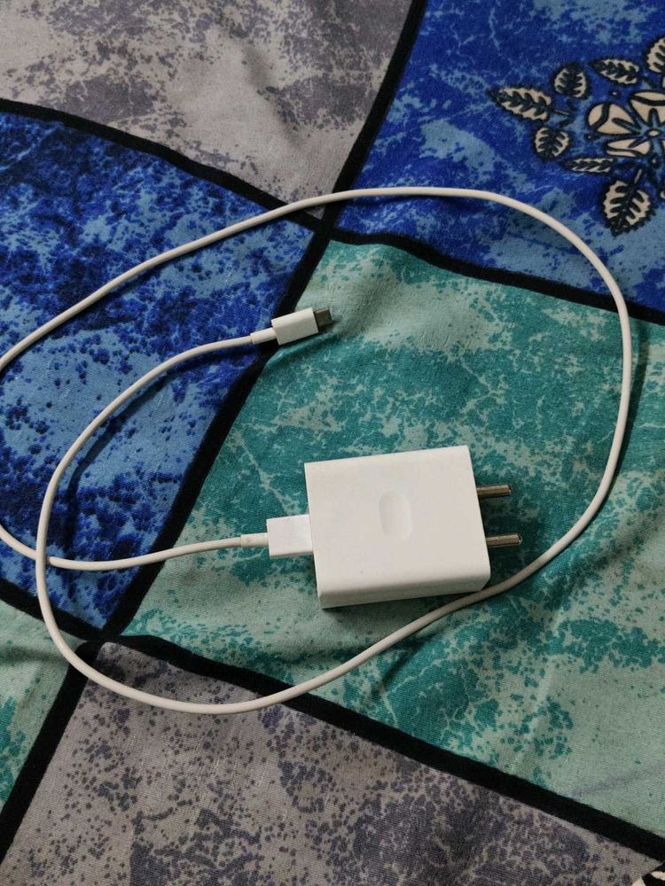 realme 18w adapter with cable