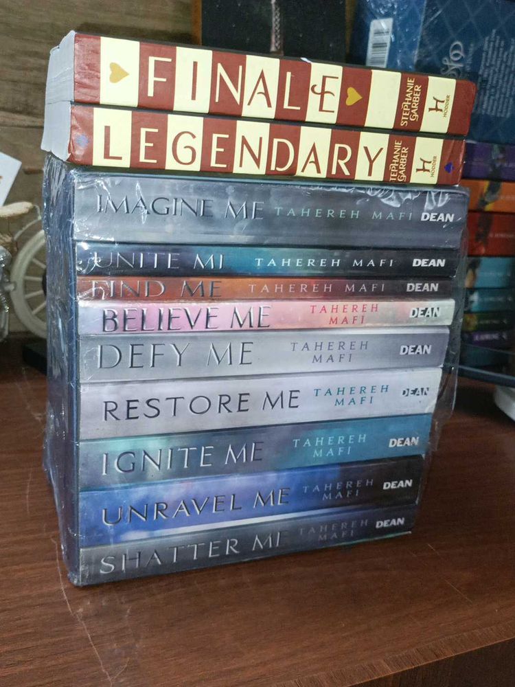 Shatter Me Series + Finale &amp; Legendary!