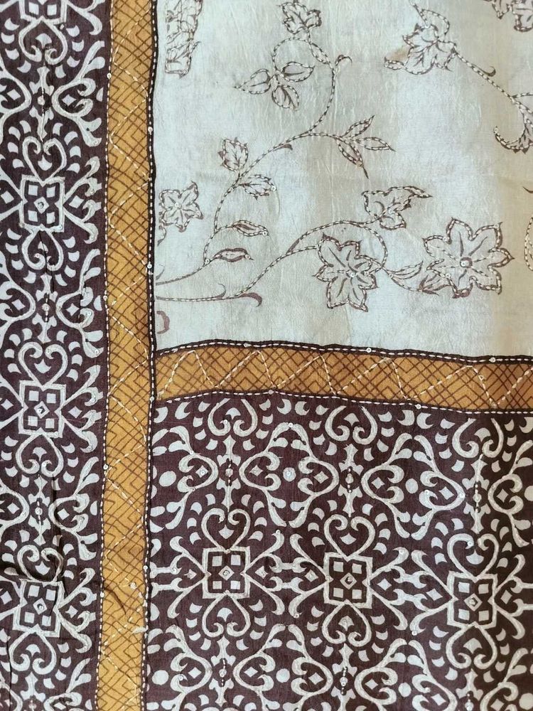 Cream Tussar Silk Saree With Blockprint &amp; Sequins