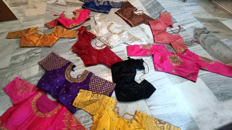 Choose Any Blouse under 150 ₹ Single Pcs