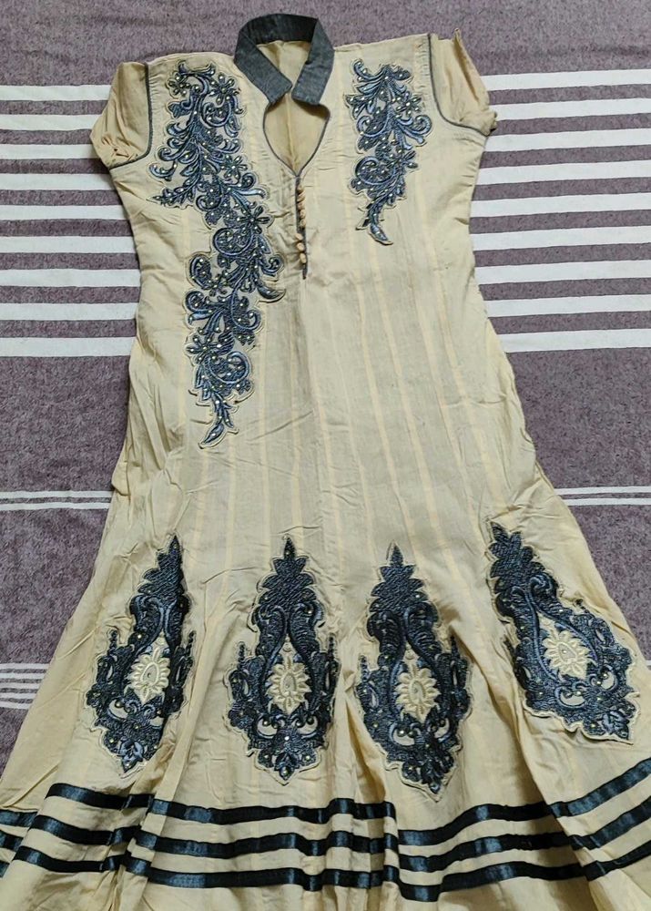 Embroidered Kurta