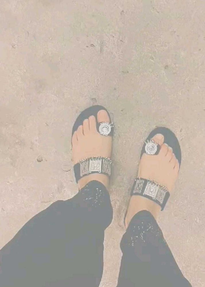 Boho Chic Toe Ring Sandals