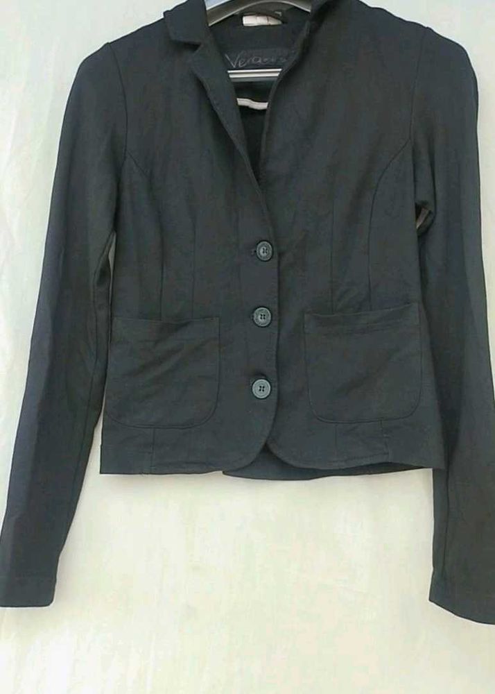 Black Blazer with Notched Lapels and Front Pockets