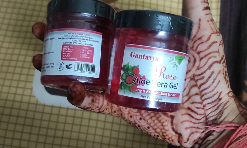 1 Piece Rose Alovera Gel