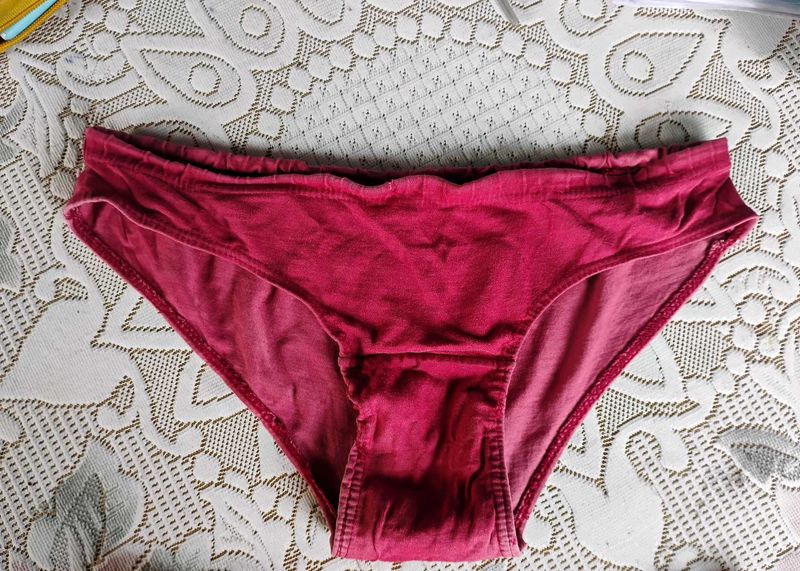 ❤️✨Red Cotton Pantie (Used)