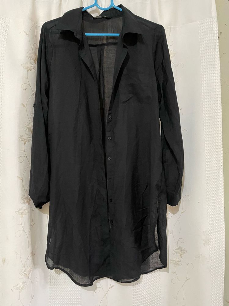 black button up shirt