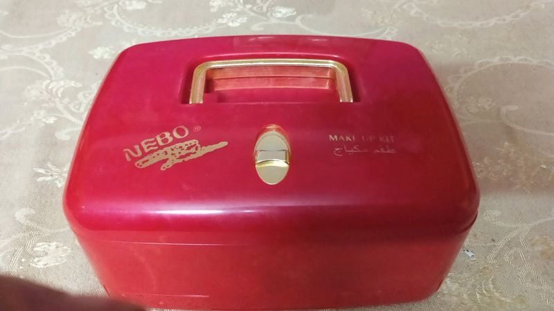Beauty Makeup Box Imported From Dubai
