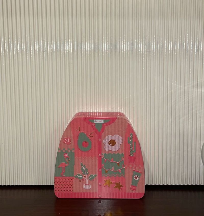 Benefit Cosmetics Holiday Gift Set