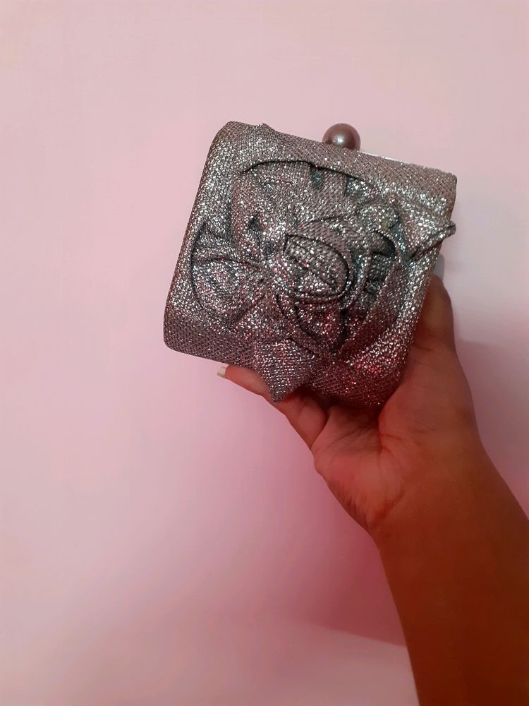 💎Cute Clutch💎