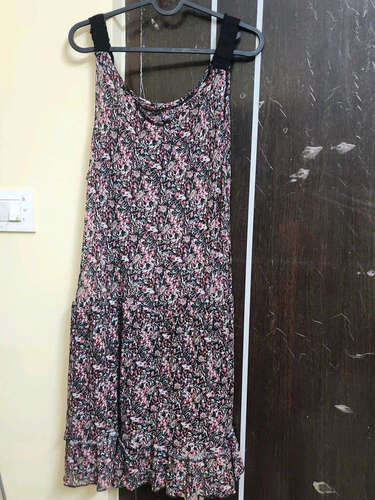 Sleeveless Partywear Dress