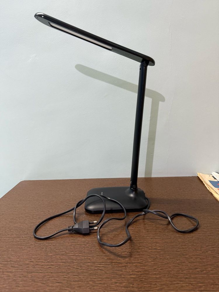Adjustable LED Desk Lamp