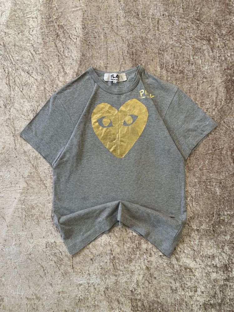 Cdg play big heart logo