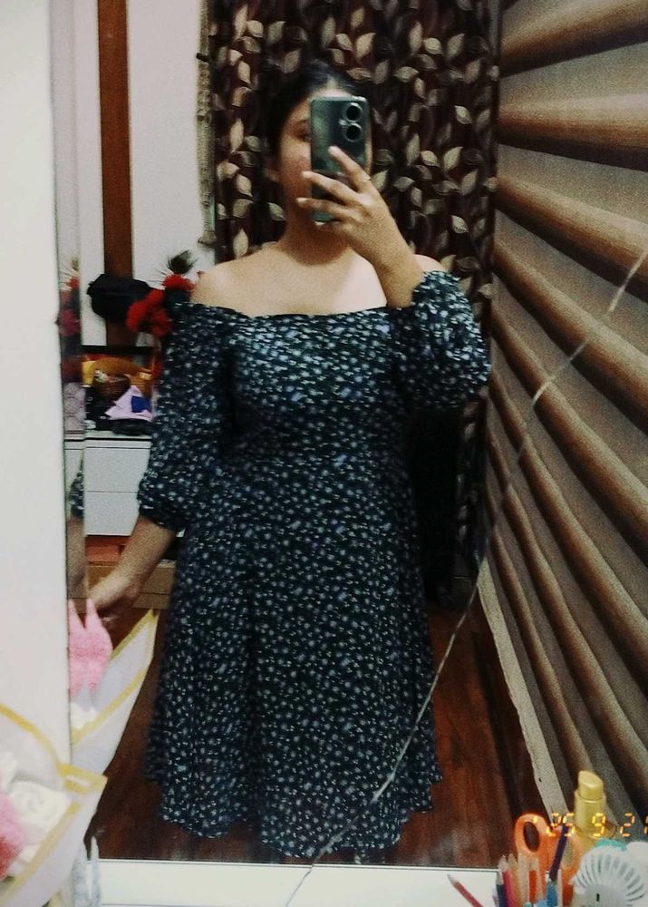 Off-shoulder Print Dress