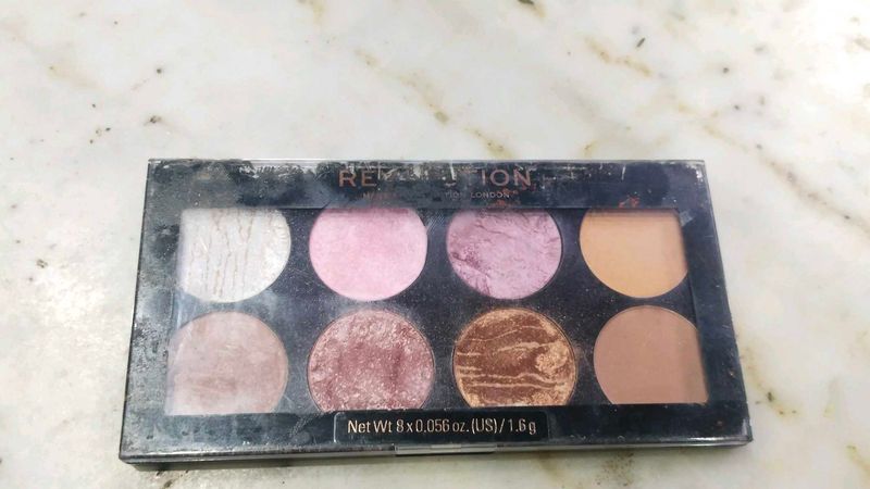 Revolution blusher &amp; Highlighter Palette
