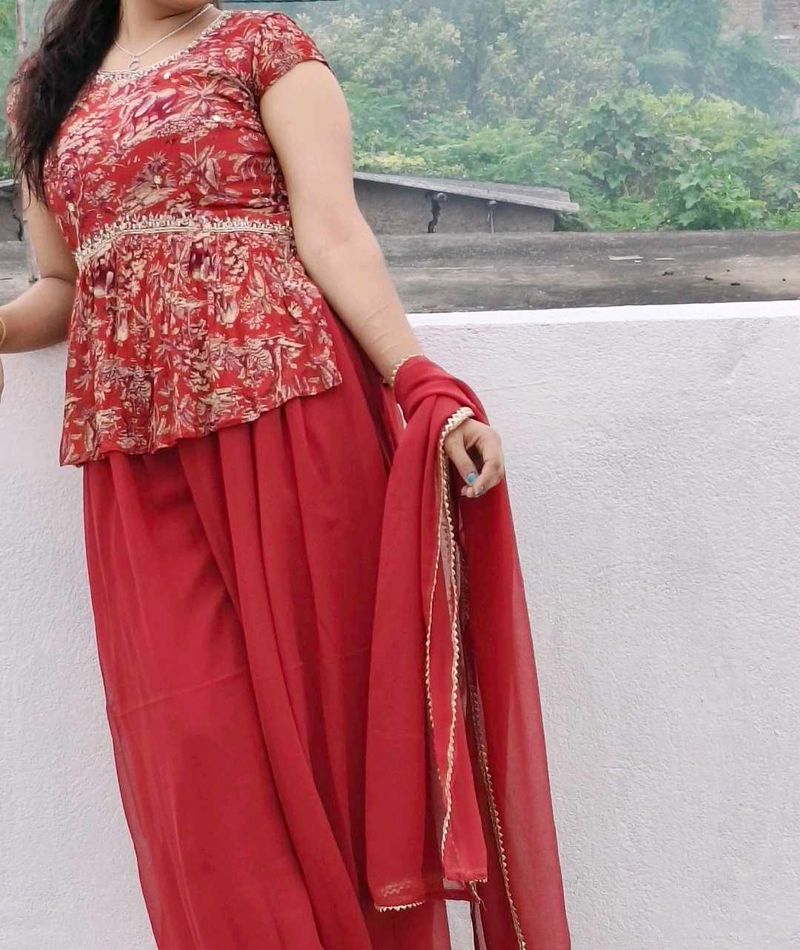 Elegant Red Kurta Set