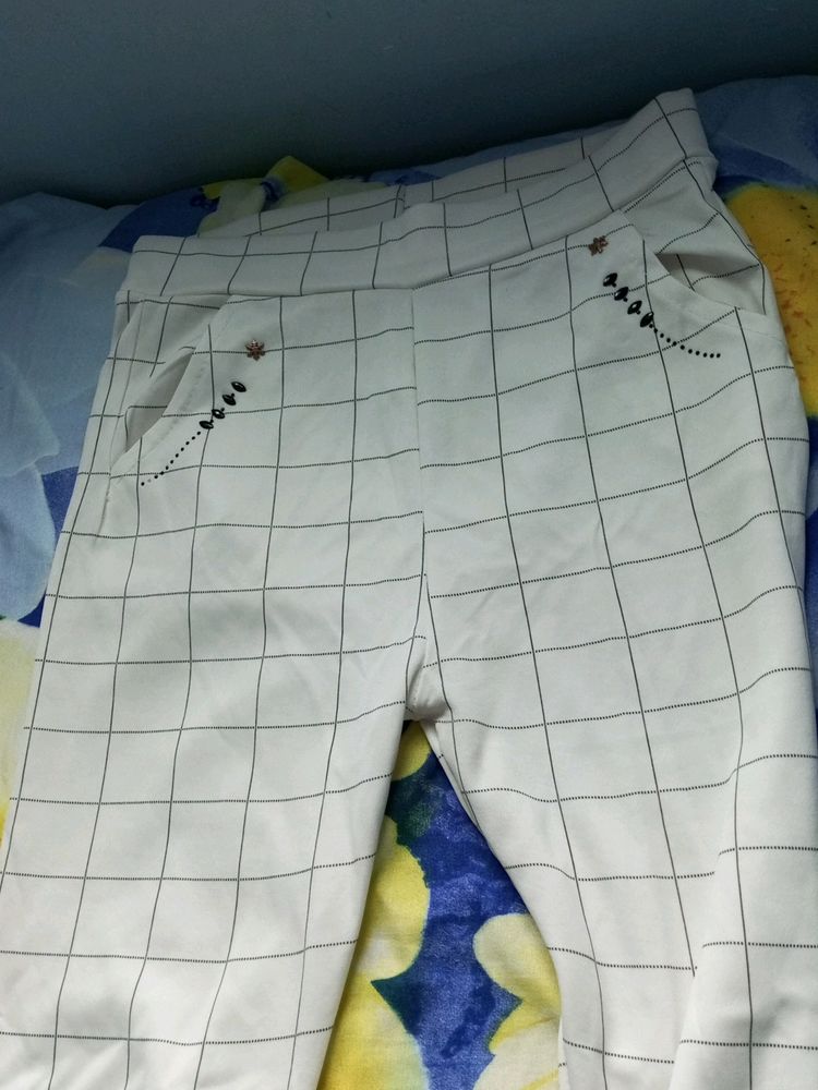 White Checked Pant , Size 28