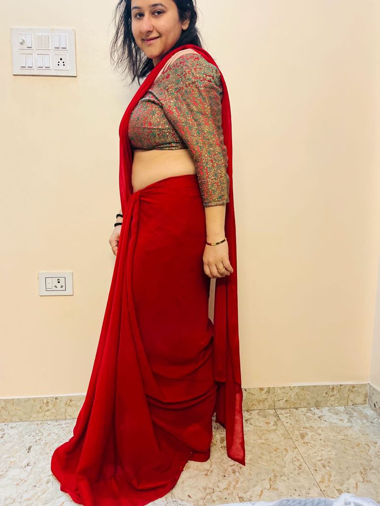 Elegant Red Saree with Blouse❤️‍🔥
